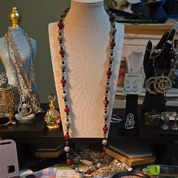 Monet Red and Gray Beaded Necklace Y-Shape Design - Picture 5 of 5